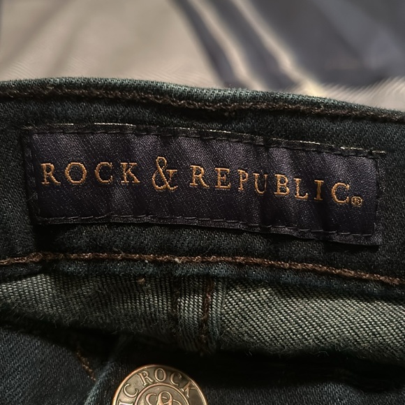 ROCK & REPUBLIC DARK WASH JEANS - Picture 3 of 8